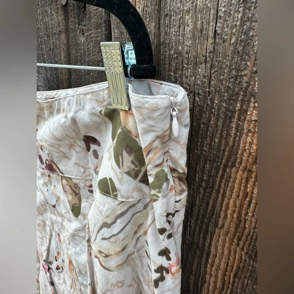 Coldwater Creek Tan/Cream Floral Skirt - Picture 5 of 6